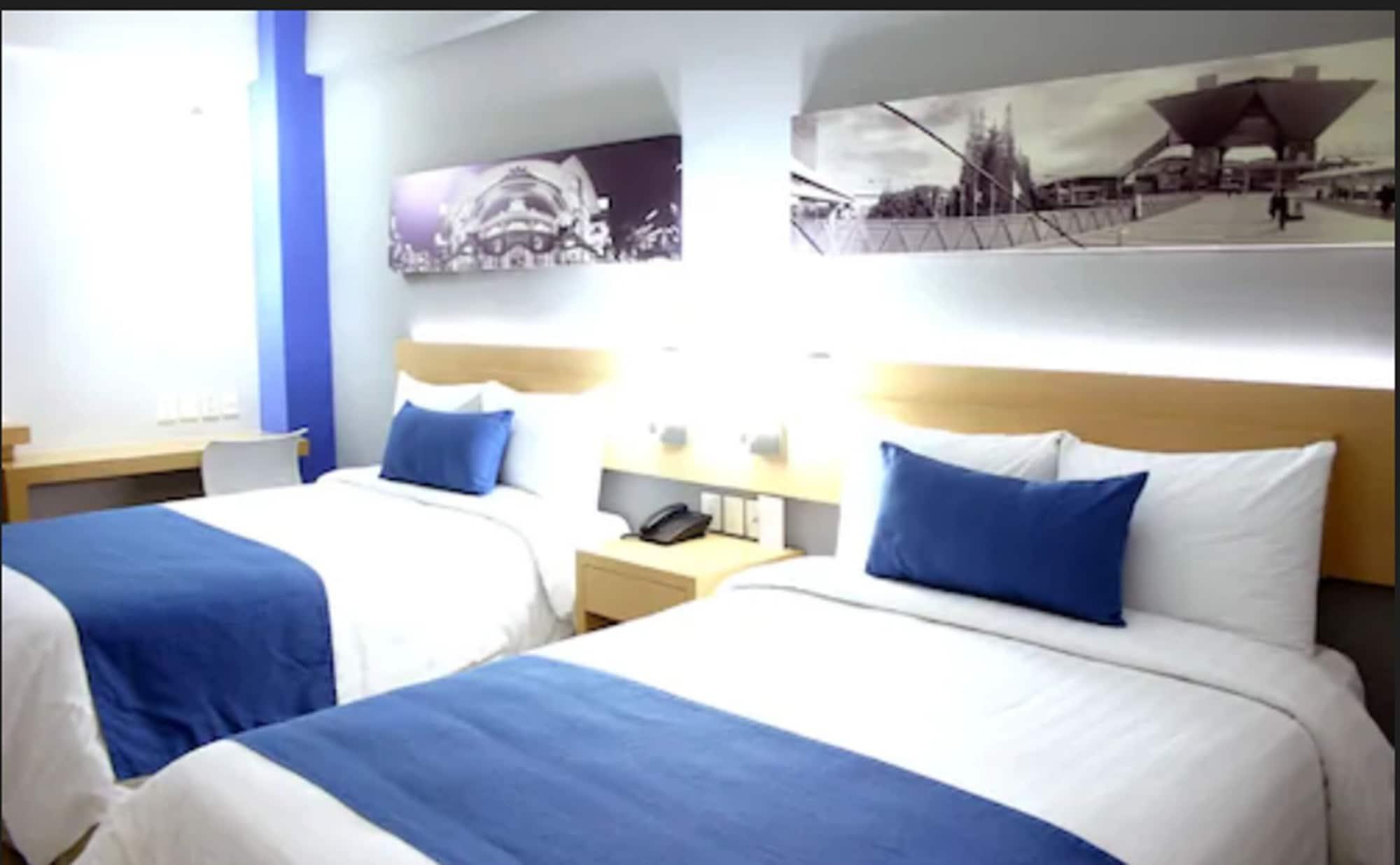 ורקרוז Hotel Urbainn מראה חיצוני תמונה