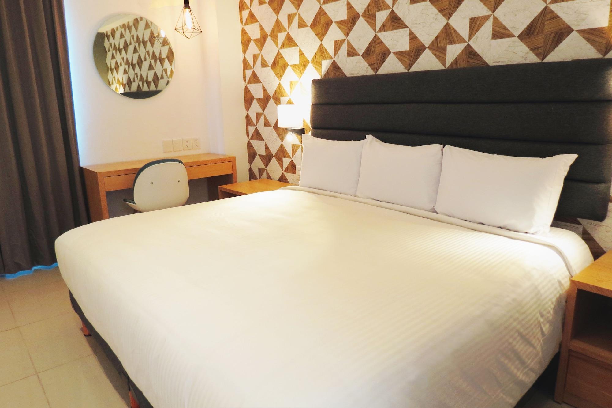 ורקרוז Hotel Urbainn מראה חיצוני תמונה