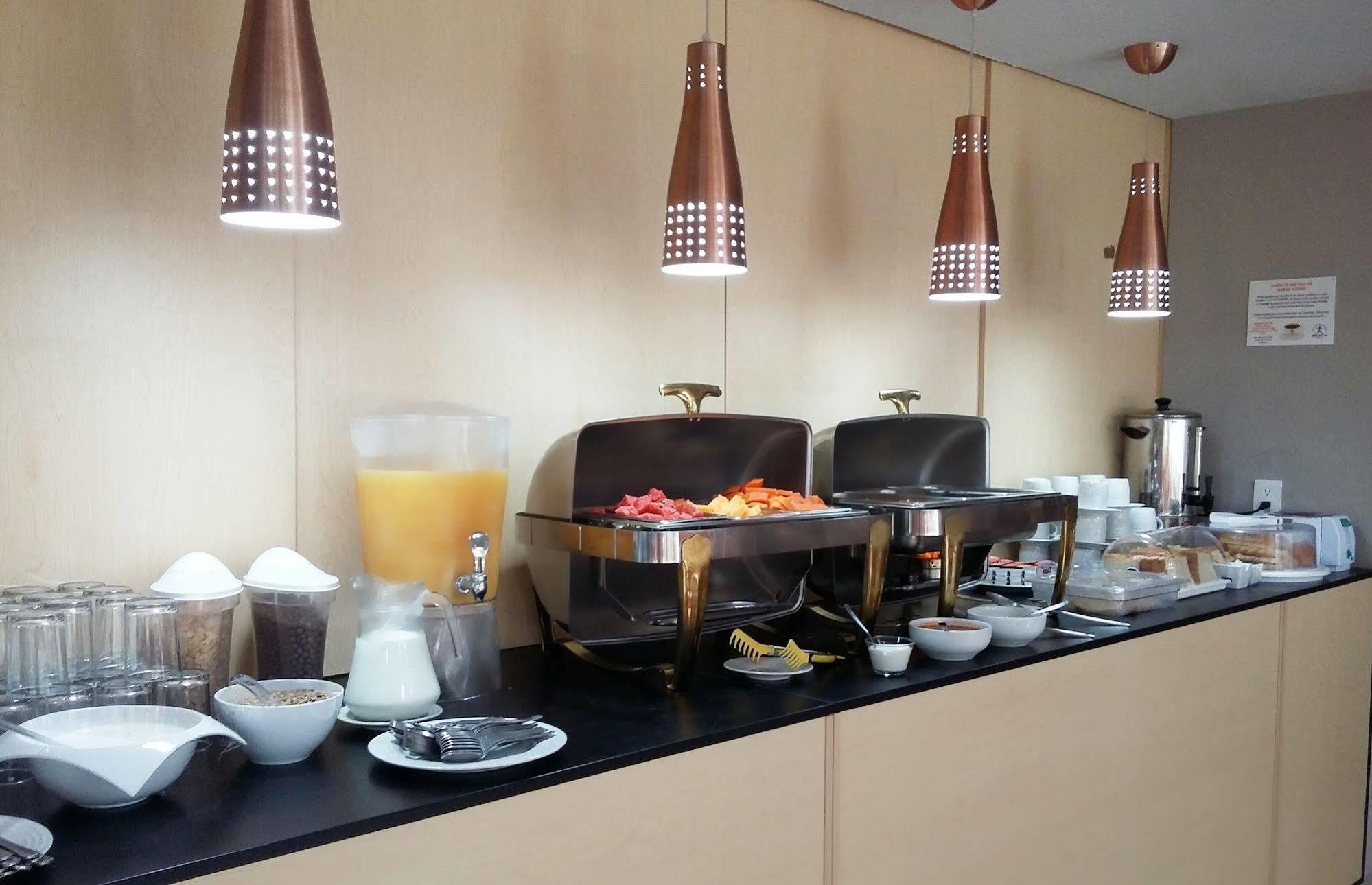 ורקרוז Hotel Urbainn מראה חיצוני תמונה