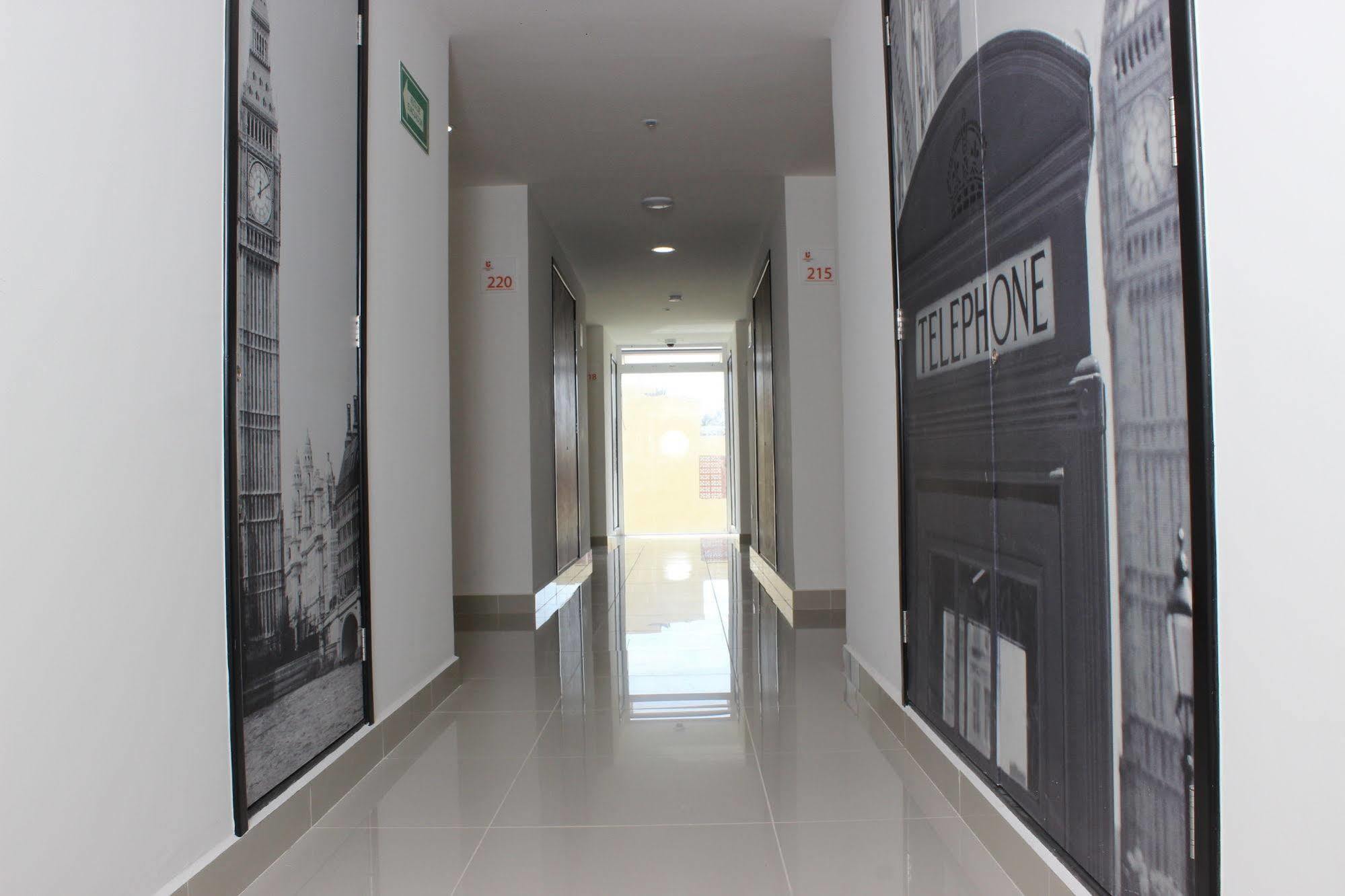ורקרוז Hotel Urbainn מראה חיצוני תמונה